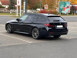 Schwarz Gebraucht 2021 BMW 520 Performance Kombi | 36.900 € (Etwas zu teuer)