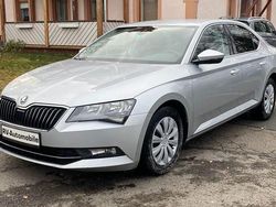 Silber Gebraucht 2018 Skoda Superb Ambition Limousine | 11.300 € (Fairer Preis)