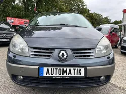 Blau Gebraucht 2006 Renault Scénic II Van / Kleinbus | 2.950 € (Teuer)