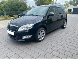 Schwarz Gebraucht 2013 Skoda Roomster Kombi | 6.500 € (Fairer Preis)