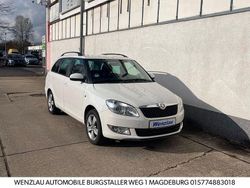 Weiß Gebraucht 2013 Skoda Fabia Fresh Kombi | 4.500 € (Fairer Preis)