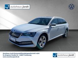 Weiß Gebraucht 2021 Skoda Superb Style Kombi | 21.930 € (Fairer Preis)
