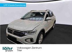 Ascotgrau Gebraucht 2024 VW T-Roc Life SUV | 24.980 € (Guter Preis)