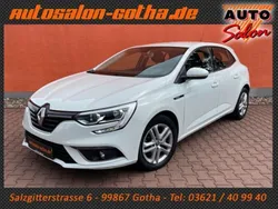 Gletscherweiss Gebraucht 2016 Renault Mégane III Experience Limousine | 9.980 € (Fairer Preis)