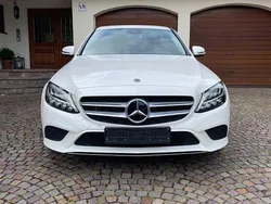 Weiß Gebraucht 2019 Mercedes C300 Limousine | 25.600 € (Superpreis)