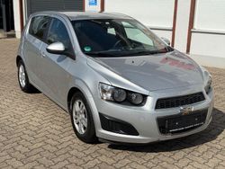 Silber Gebraucht 2013 Chevrolet Aveo LT Kleinwagen | 4.900 € (Etwas zu teuer)