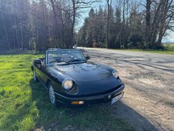 Schwarz Gebraucht 1991 Alfa Romeo Spider Cabrio | 18.000 €