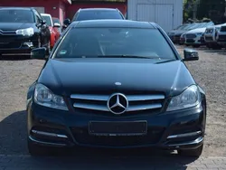 Obsidianschwarz metalliclack Gebraucht 2012 Mercedes C220 Coupé | 6.999 € (Superpreis)