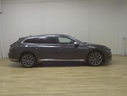 Grau Gebraucht 2023 VW Arteon Elegance Kombi | 23.380 € (Superpreis)