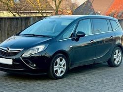 Schwarz Gebraucht 2013 Opel Zafira Tourer Innovation Van / Kleinbus | 7.990 € (Etwas zu teuer)