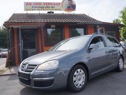 Grau Gebraucht 2007 VW Golf V Comfortline Kombi | 3.890 € (Etwas zu teuer)