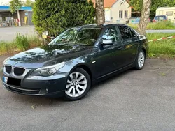 Grau Gebraucht 2009 BMW 520 Exclusive Limousine | 6.600 € (Fairer Preis)