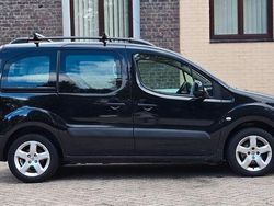 Schwarz Gebraucht 2013 Peugeot Partner Tepee Allure Van / Kleinbus | 8.200 € (Etwas zu teuer)