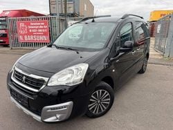 Schwarz Gebraucht 2018 Peugeot Partner Tepee Style Van / Kleinbus | 8.450 € (Guter Preis)