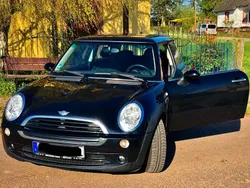 Schwarz Gebraucht 2006 Mini ONE Seven Kleinwagen | 3.290 € (Fairer Preis)