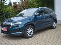 Lavablau metallic Gebraucht 2023 Skoda Karoq Ambition SUV | 27.490 € (Guter Preis)