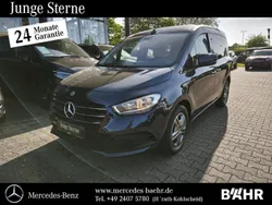 Blau Gebraucht 2023 Mercedes T180 Style Van / Kleinbus | 25.950 € (Guter Preis)