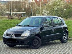 Schwarz Gebraucht 2009 Renault Clio II Campus Limousine | 1.800 € (Guter Preis)