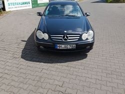 Schwarz Gebraucht 2002 Mercedes CLK200 Elegance Coupé | 3.999 € (Fairer Preis)