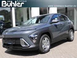 Amazon grey metallic Neu 2025 Hyundai Kona Select SUV | 24.750 € (Superpreis)