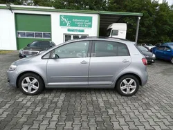 Silber Gebraucht 2011 VW Golf Plus Cross Team Van / Kleinbus | 5.990 € (Fairer Preis)