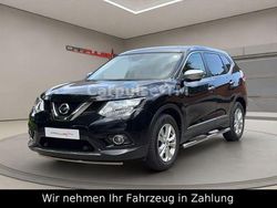 Black (metallic) Gebraucht 2015 Nissan X-Trail SUV | 16.990 € (Fairer Preis)