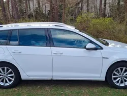 Weiß Gebraucht 2015 VW Golf VII LOUNGE Kombi | 9.999 € (Superpreis)