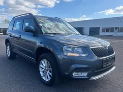 Grau Gebraucht 2016 Skoda Yeti Ambition SUV | 10.300 € (Guter Preis)