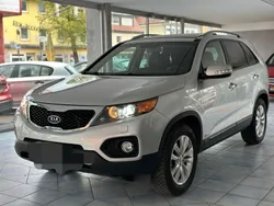 Grau Gebraucht 2012 Kia Sorento Spirit SUV | 8.990 € (Fairer Preis)
