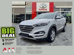 Platinum silver / mic Gebraucht 2015 Hyundai Tucson Intro Edition SUV | 15.980 € (Fairer Preis)