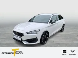 Weiß Gebraucht 2023 Cupra Leon Kombi | 26.590 € (Fairer Preis)