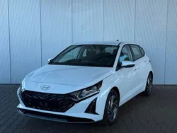 Grau Neu 2024 Hyundai i20 Comfort Limousine | 21.990 € (Guter Preis)