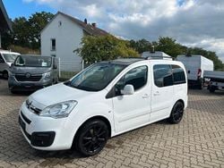 Weiß Gebraucht 2017 Citroën Berlingo Shine Van / Kleinbus | 5.900 € (Guter Preis)