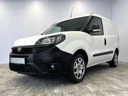 Weiß Gebraucht 2021 Fiat Doblò Van / Kleinbus | 8.480 € (Guter Preis)