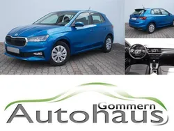 Blau Gebraucht 2024 Skoda Fabia Selection Limousine | 15.950 € (Guter Preis)