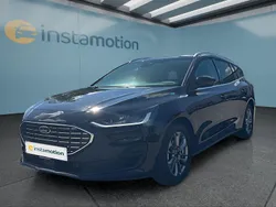 Schwarz Gebraucht 2024 Ford Focus Kombi | 21.499 € (Guter Preis)