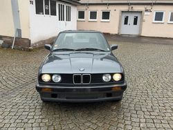 Grau Gebraucht 1989 BMW 316 Limousine | 4.500 €