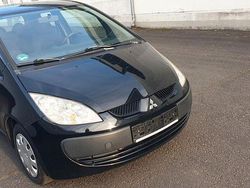 Schwarz Gebraucht 2005 Mitsubishi Colt Limousine | 2.250 € (Teuer)