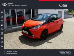 Orange/schwarz 4w5 Gebraucht 2015 Toyota Aygo X-cite Kleinwagen | 7.500 € (Fairer Preis)