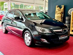 Schwarz Gebraucht 2012 Opel Astra Innovation Limousine | 5.490 € (Fairer Preis)