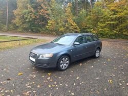 Grau Gebraucht 2005 Audi A4 Kombi | 2.200 € (Superpreis)