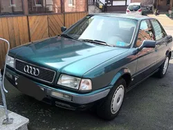 Grün Gebraucht 1992 Audi 80 Limousine | 2.700 €