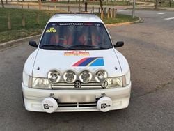 Weiß Gebraucht 1984 Peugeot 205 GTi Coupé | 29.990 €