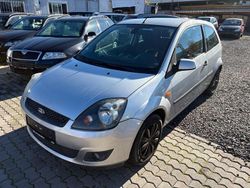 Silber Gebraucht 2007 Ford Fiesta Kleinwagen | 1.950 € (Fairer Preis)