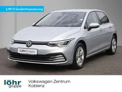Reflexsilber metallic Gebraucht 2023 VW Golf VIII Life Limousine | 22.280 € (Fairer Preis)
