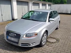 Silber Gebraucht 2006 Audi A4 Kombi | 1.300 € (Guter Preis)