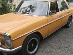 Orange Gebraucht 1974 Mercedes W114 Limousine | 10.500 €