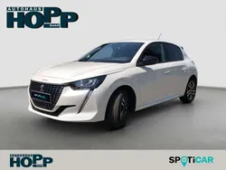 Schneeweiß Gebraucht 2023 Peugeot 208 Allure Kleinwagen | 19.890 € (Etwas zu teuer)