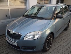 Grau Gebraucht 2009 Skoda Fabia Cool Edition Kleinwagen | 1.999 € (Fairer Preis)
