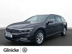 Grau Gebraucht 2023 VW Passat Business Kombi | 25.770 € (Fairer Preis)